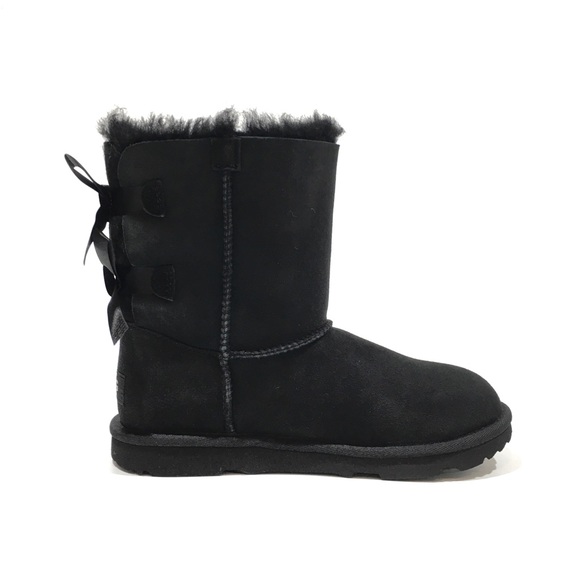 UGG BAILEY BOW II SHEEPSKIN BOOTS -BLACK -YOUTH US 5 (WOMEN’S 7) -NEW - Picture 4 of 9
